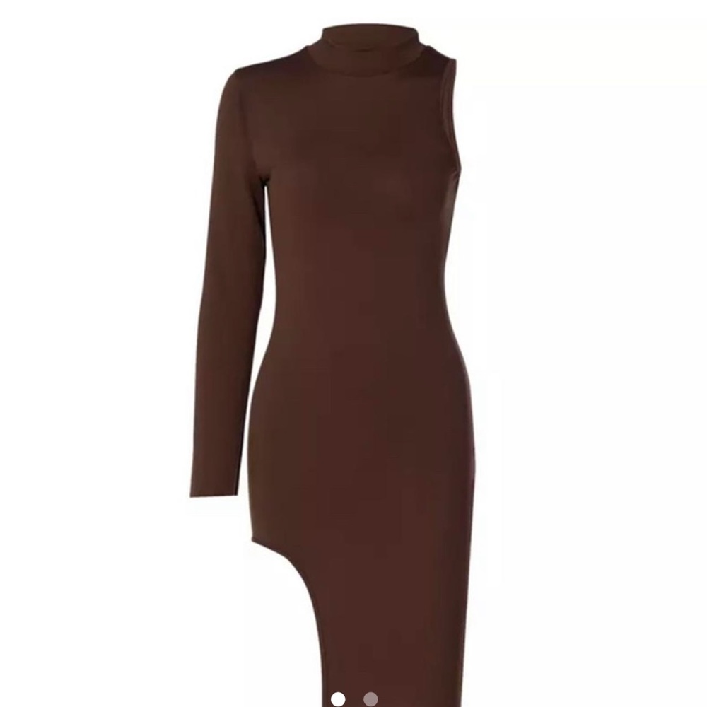 Gesel one sleeve dress